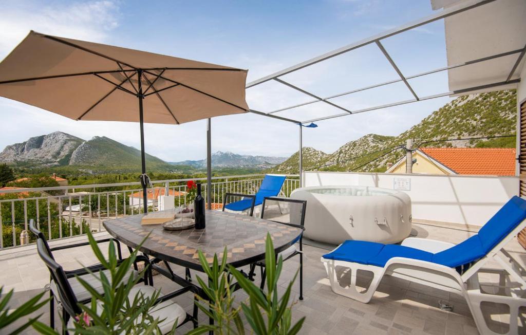 Holiday Home Horizonte With Jacuzzi Gornja Brela Kültér fotó