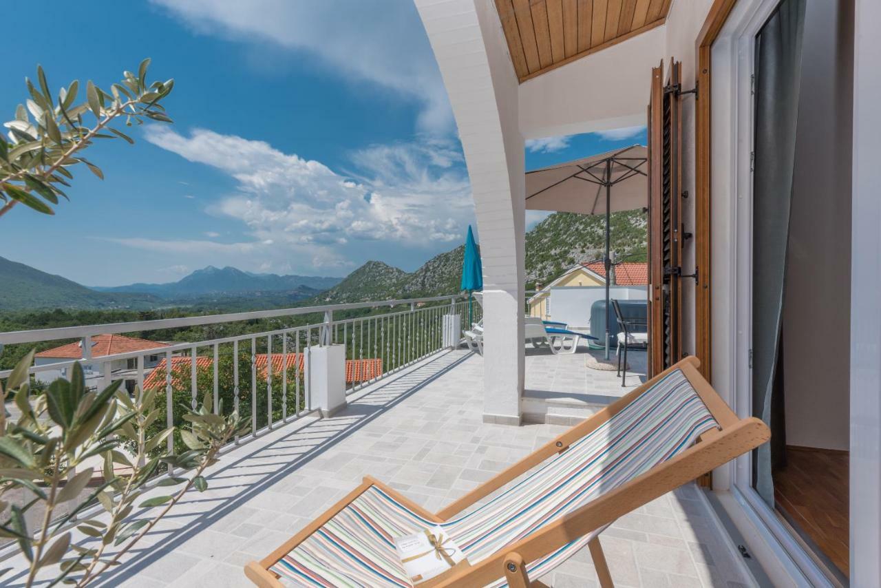 Holiday Home Horizonte With Jacuzzi Gornja Brela Kültér fotó